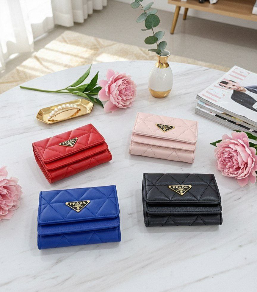 Product Name:
Imported PRADA Wallet with Gift Box