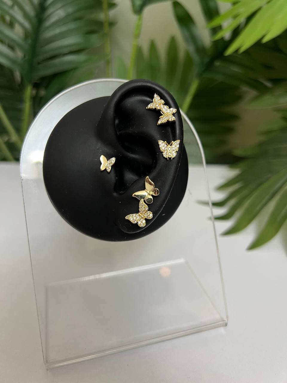 Product Name
Stainless Steel Zircon Stone Piercing Stud / Barbell – Single Piece