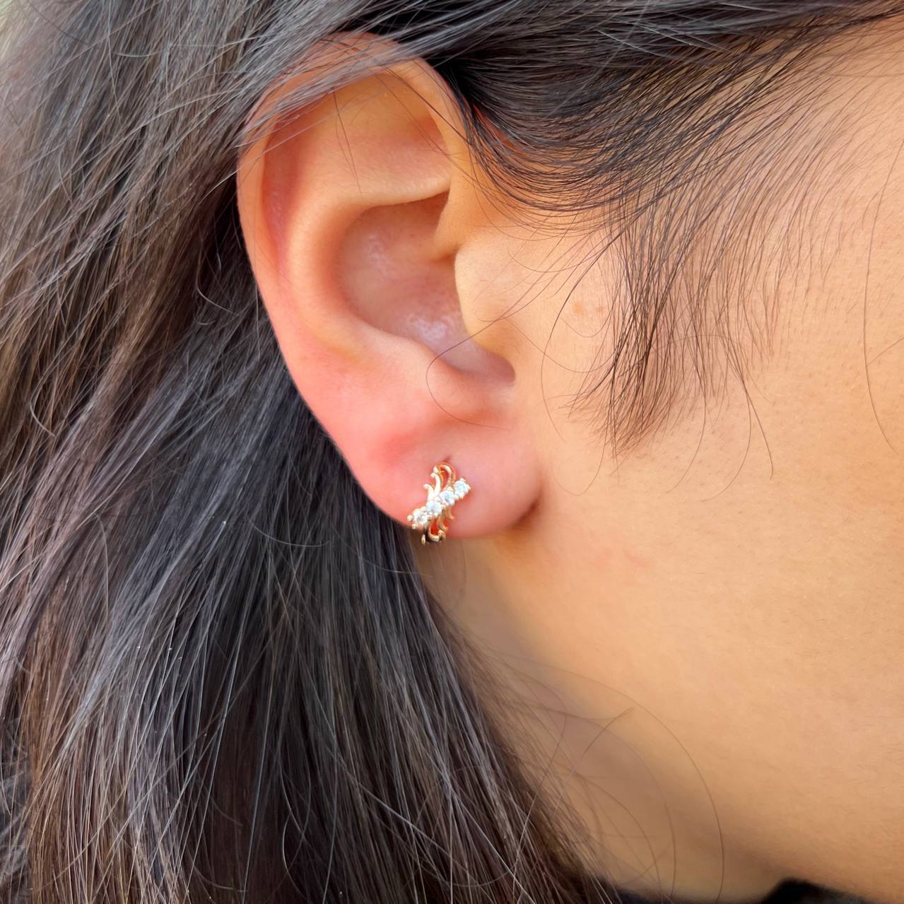 Product Name
Gold-Plated Chinese Earrings – Pair