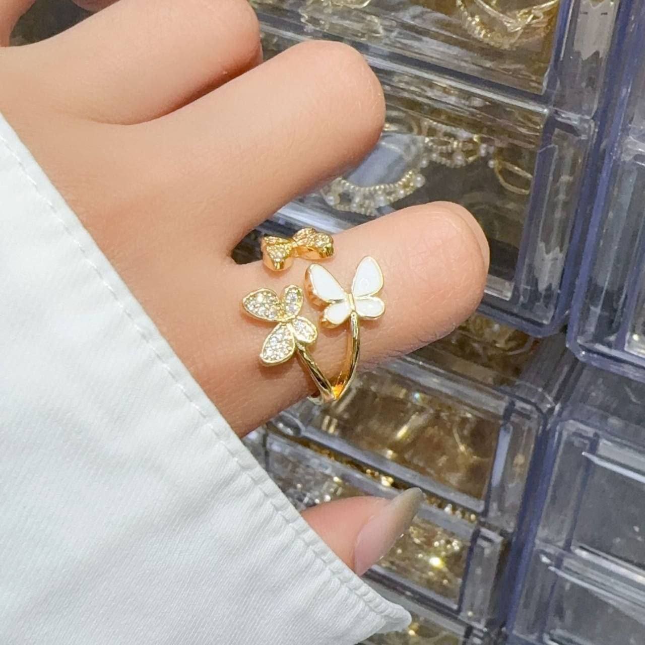 Product Name
Gold-Plated Adjustable Ring with Zircon Stones