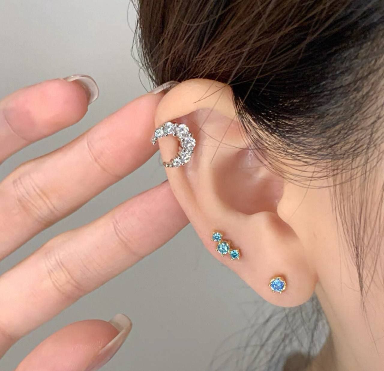 Product Name
316 Stainless Steel Ball Back Bar Piercing with Zircon Stones – Single Piece