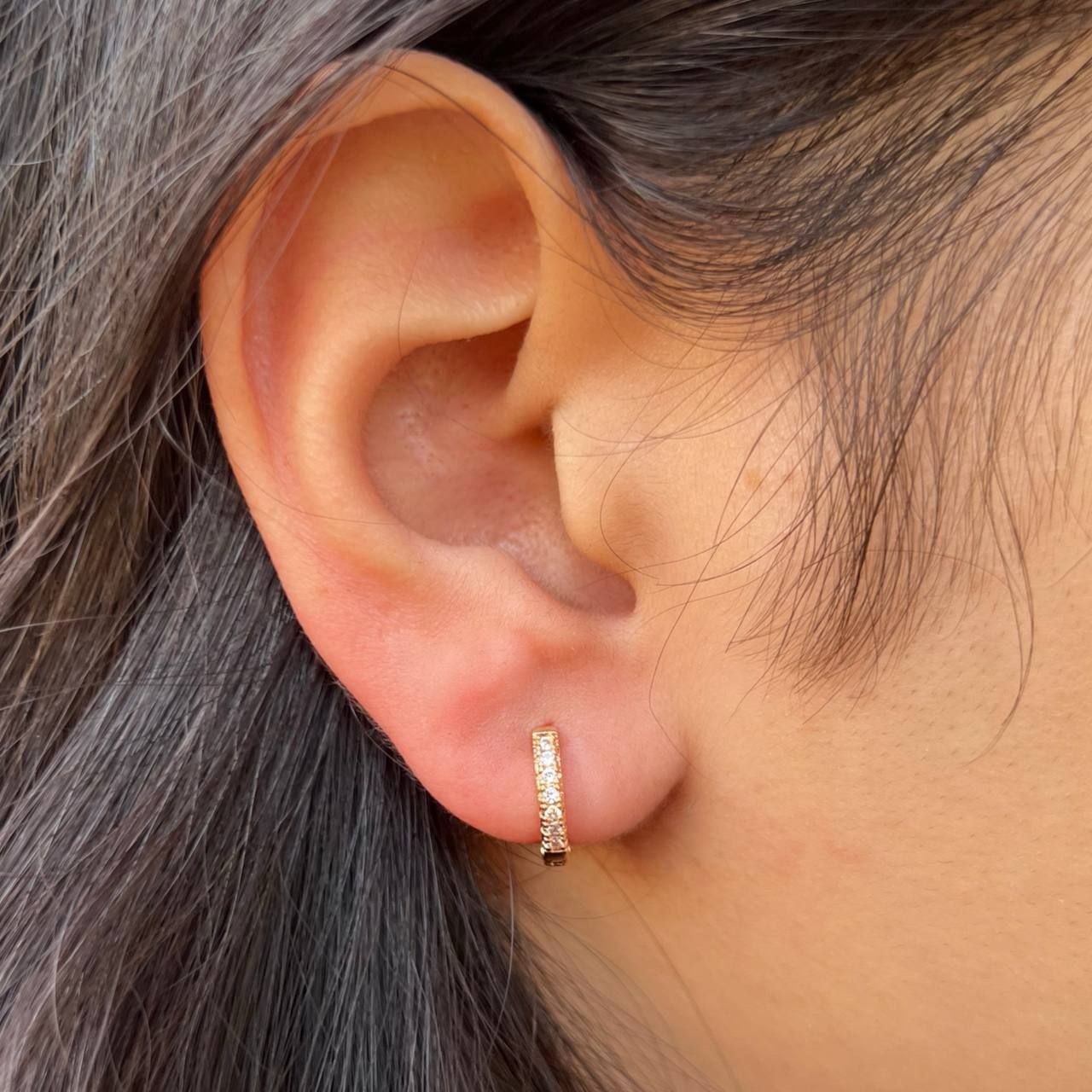 Product Name
Gold-Plated Chinese Stud Earrings – Pair