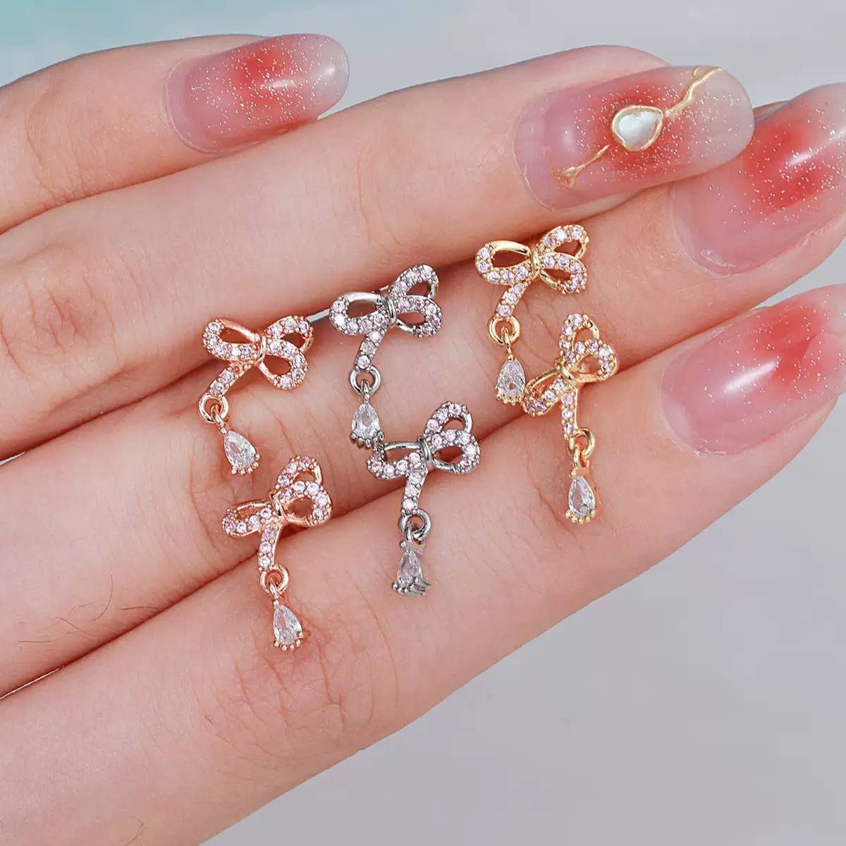 Product Name
316 Stainless Steel Ball Back Bar Piercing with Zircon Stones – Single Piece