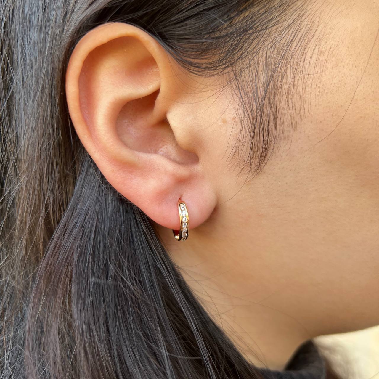 Product Name
Gold-Plated Chinese Stud Earrings – Pair