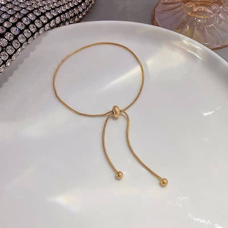 Elegant Adjustable Gold Bracelet