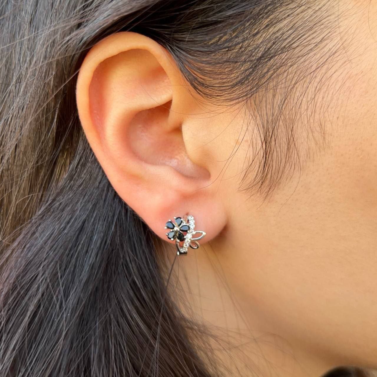 Product Name

Gold-Plated Chinese Stud Earrings – Pair