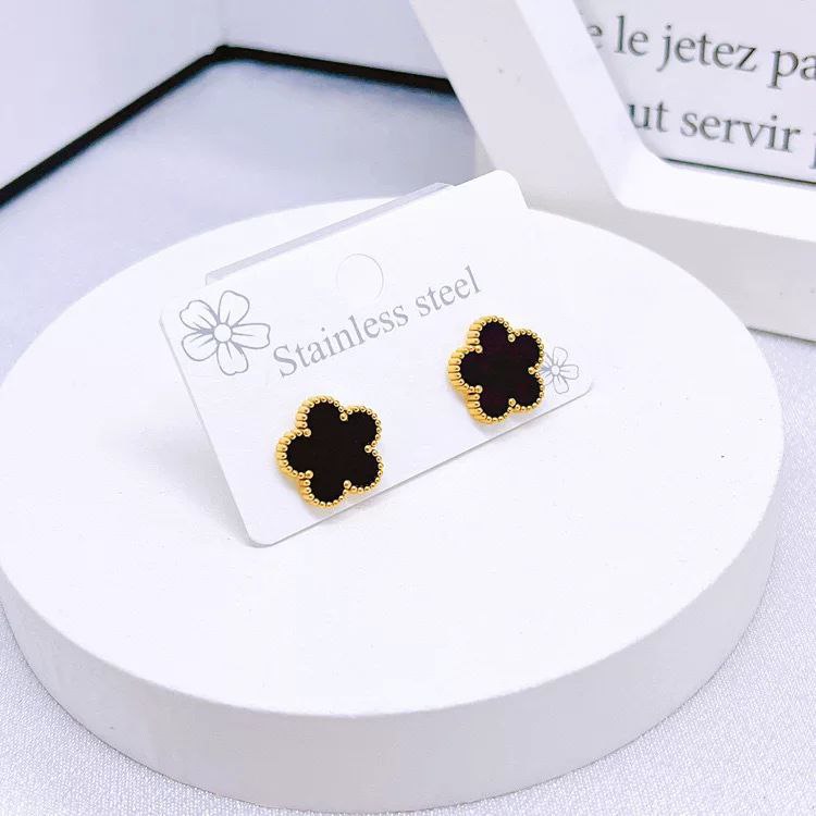 Product Name

316 Pure Stainless Steel Five-Petal Flower Earrings