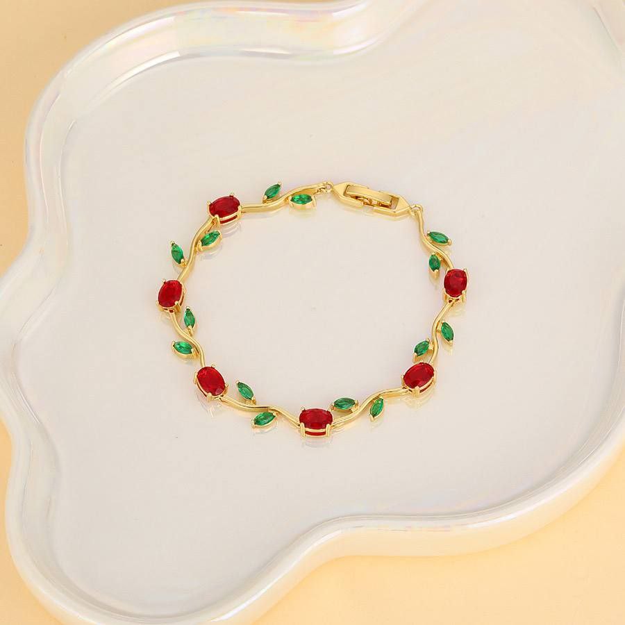 Product Name:
Tulip Trend Bracelet – Chinese Gold Plated with Zircon Stones