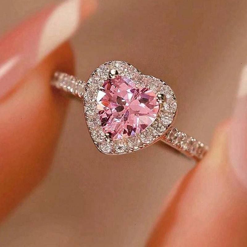 Luxury Pink Heart Crystal Ring 💖