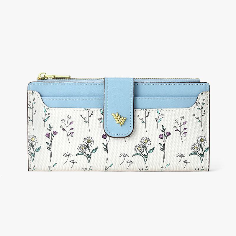 🌷 Keep Your Day Stylish and Organized with the New Floral Wallet!