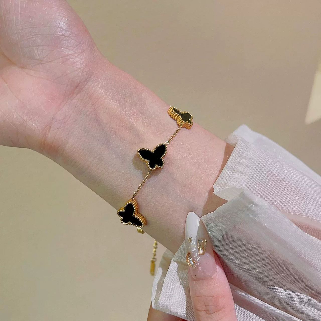 Product Name

316 Pure Stainless Steel Butterfly Bracelet