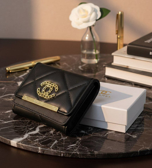 Product Name:
Imported CHANEL Wallet with Gift Box