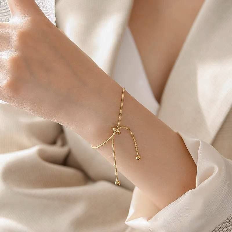 Elegant Adjustable Gold Bracelet