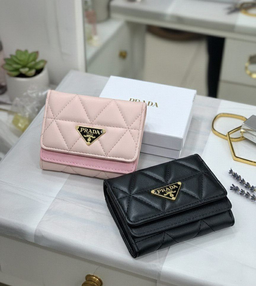 Product Name:
Imported PRADA Wallet with Gift Box