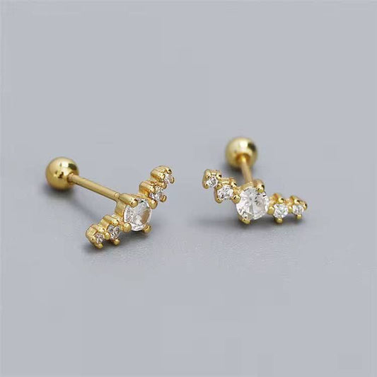 Elegant Sparkling Stone Stud Earrings – Silver & Gold
