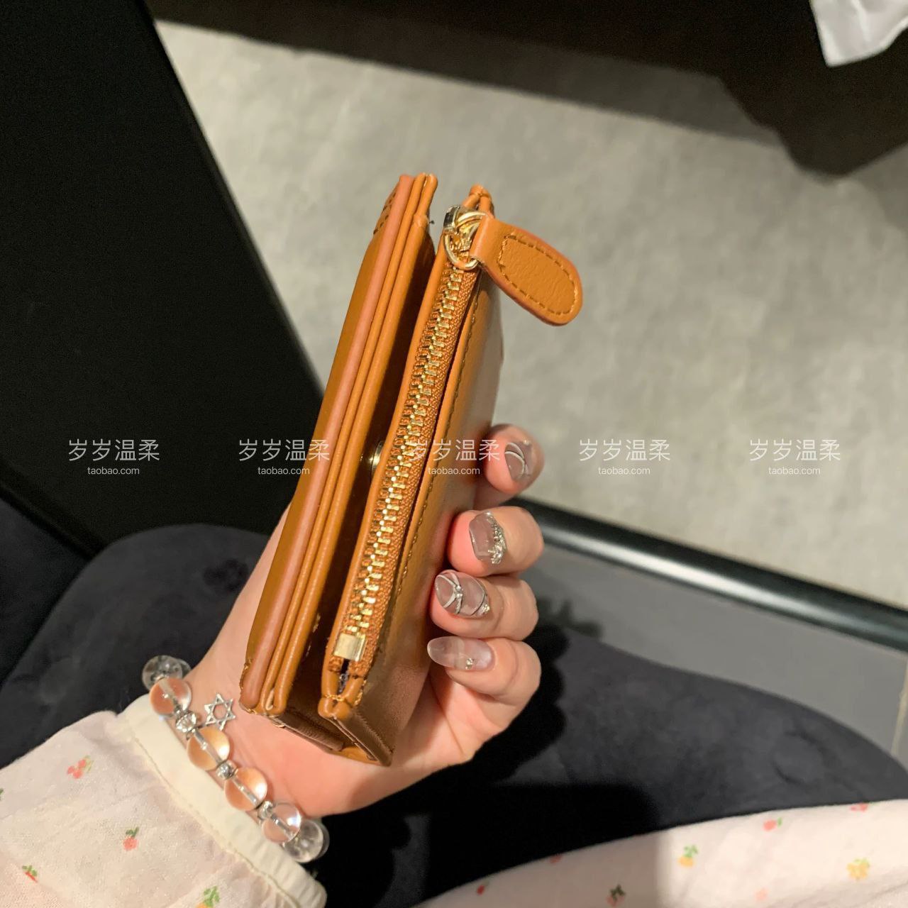 Product Name:
Ultra-Slim Leather Wallet & Card Holder Set