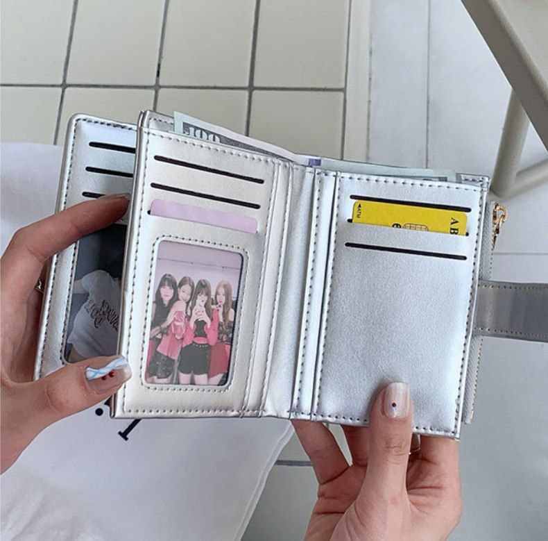 Modern & Minimal Wallet for Trendy Souls 💖