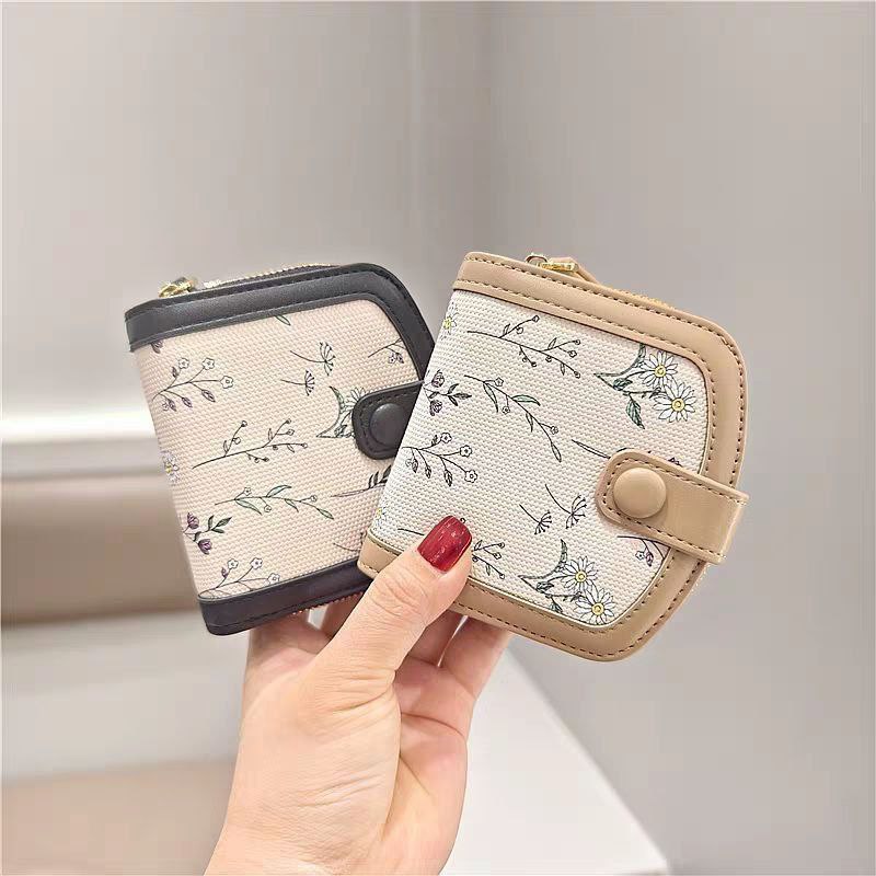 Elegant Leaf Wallet