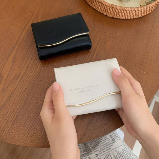 Product Name:
Premium Leather Wallet & Keychain Set