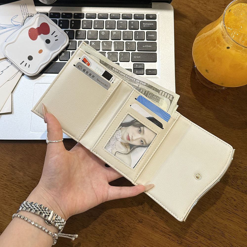 Product Name:
Premium Leather Wallet & Keychain Set