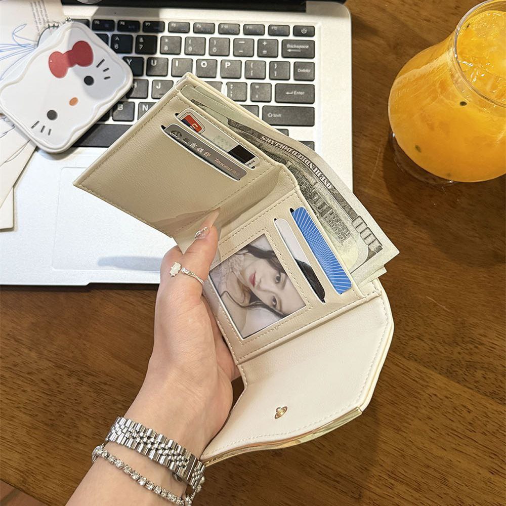 Product Name:
Premium Leather Wallet & Keychain Set