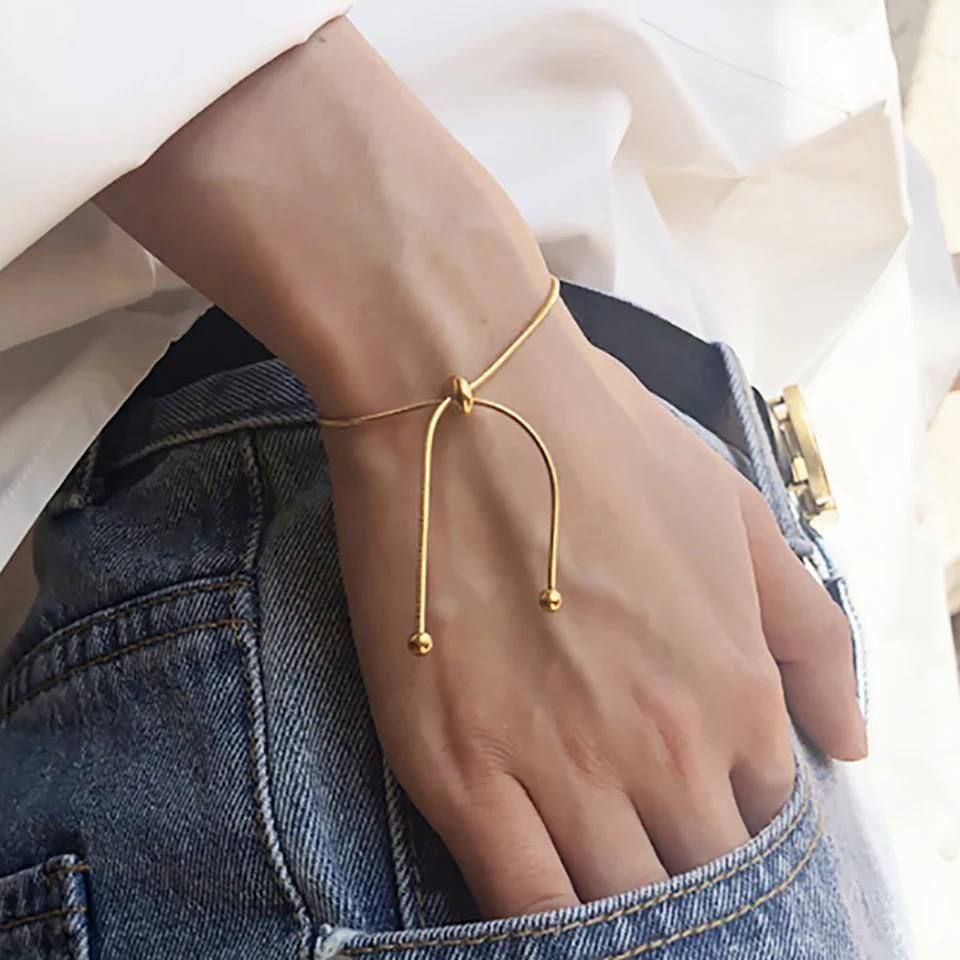 Elegant Adjustable Gold Bracelet