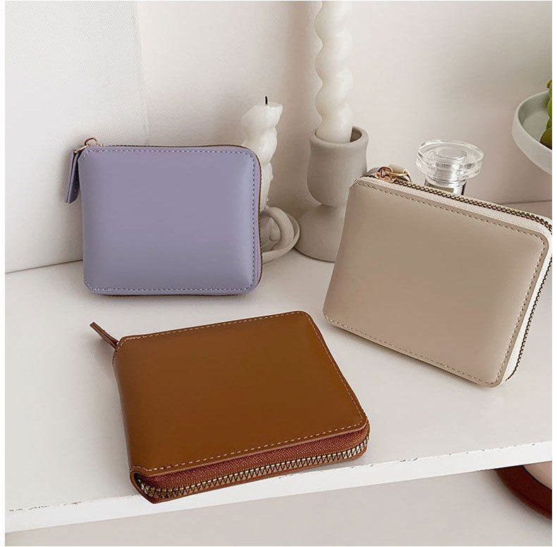 Product Name:
Luxury Leather Wallet with Elegant Compartments