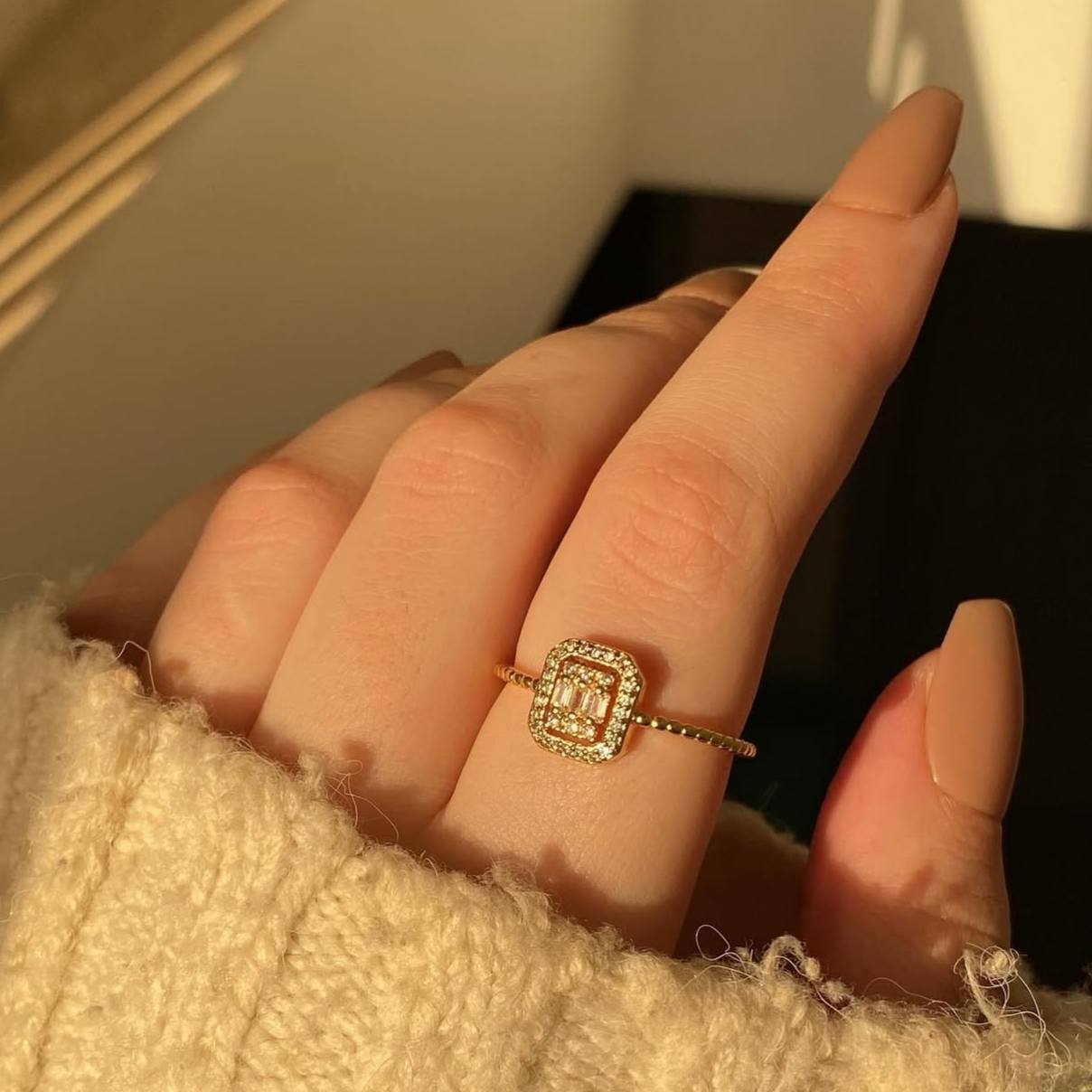 Product Name

Gold-Plated Adjustable Ring with Zircon Stones