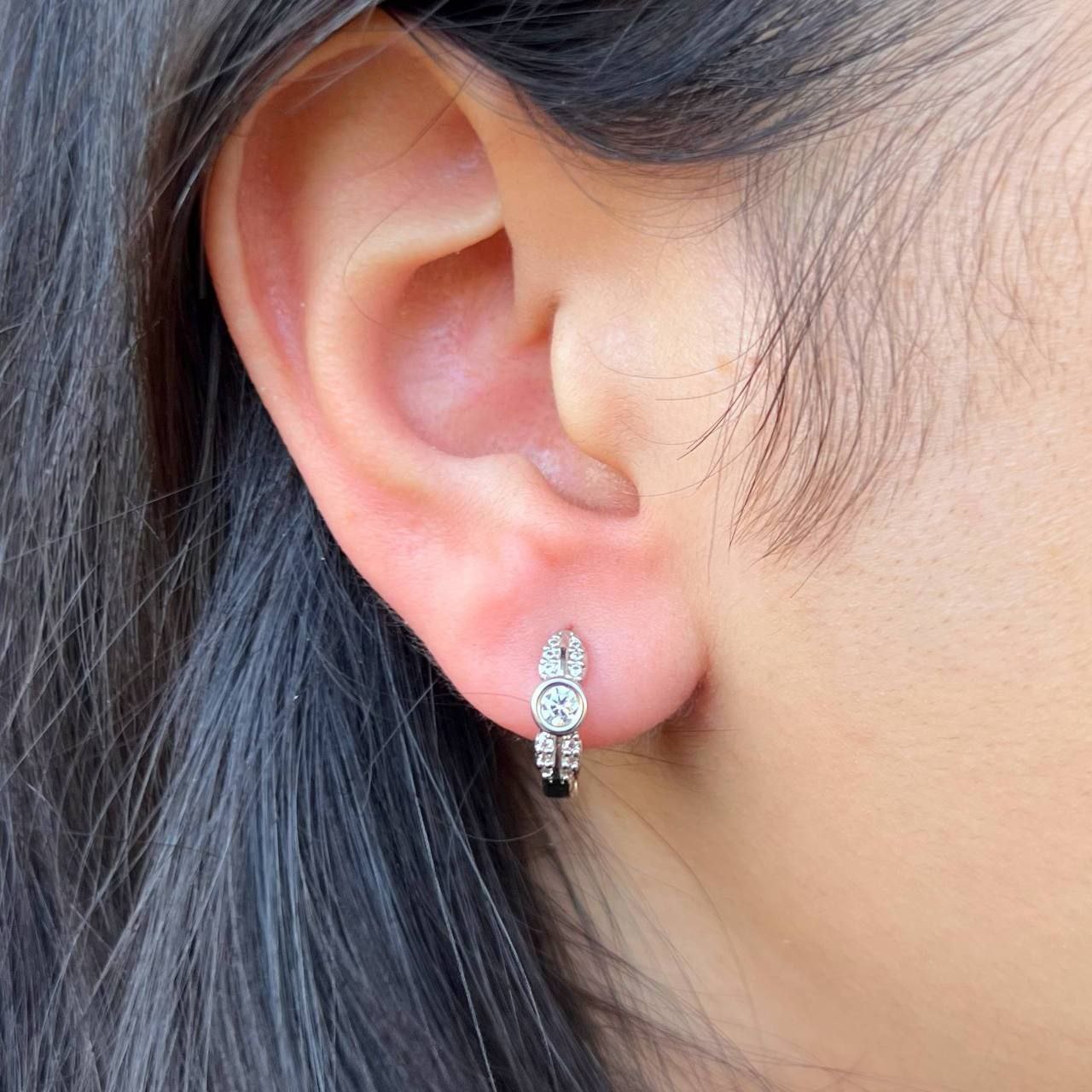 Product Name

Gold-Plated Chinese Stud Earrings – Pair