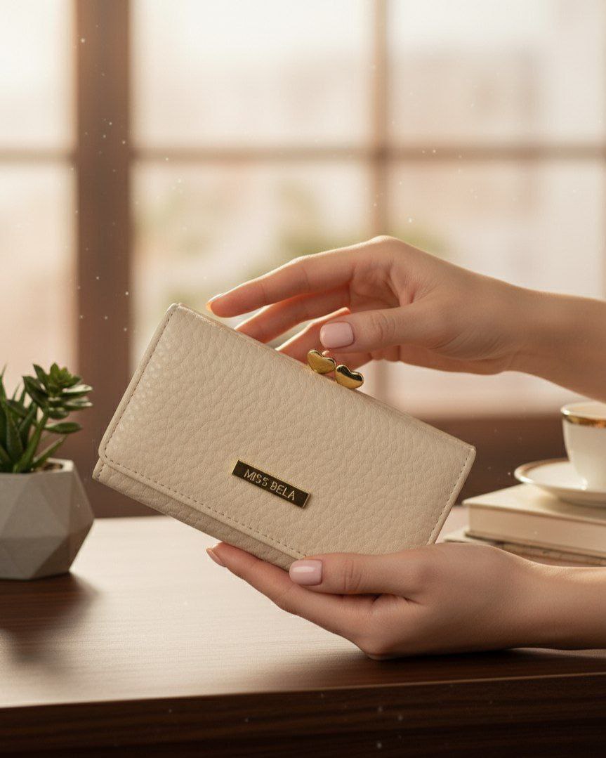 Product Name:
Medium-Size Premium Leather Snap Wallet