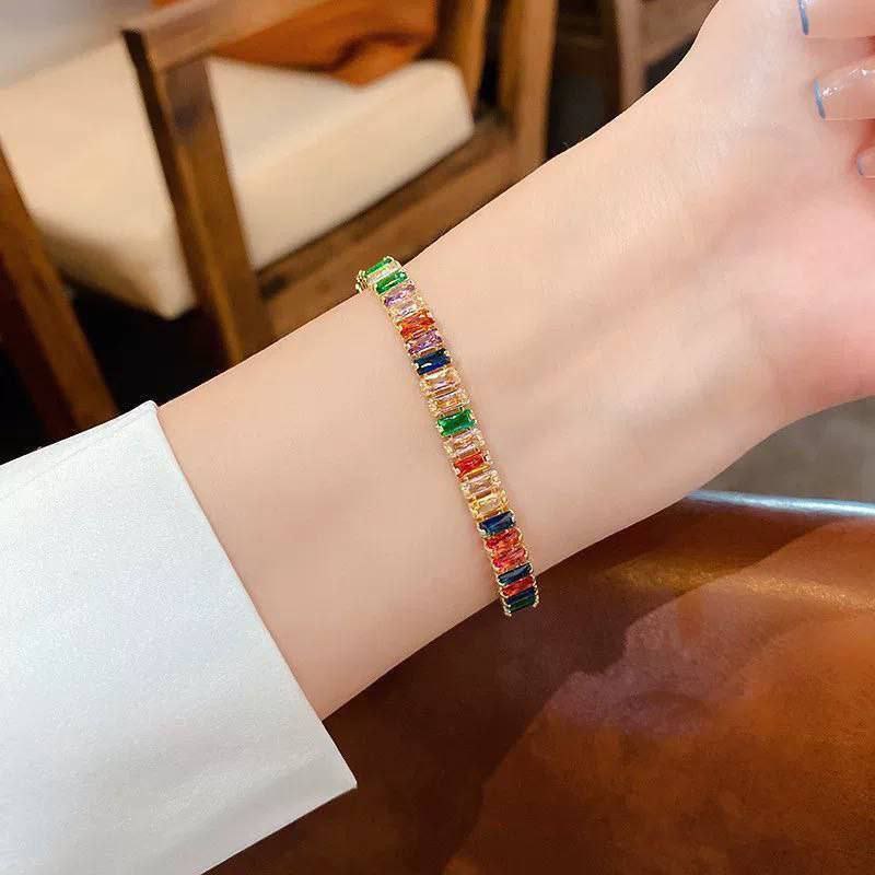 Product Name

Large Baguette Gold-Plated Chinese Bracelet