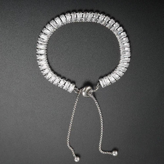 Product Name

Baguette Stretch Bracelet – Chinese Gold Plated with 4 mm Zircon Stones