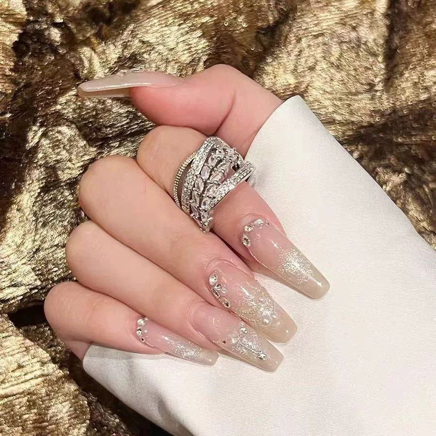 Product Name:
Gold-Plated Ring with Zircon Stones – Free Size