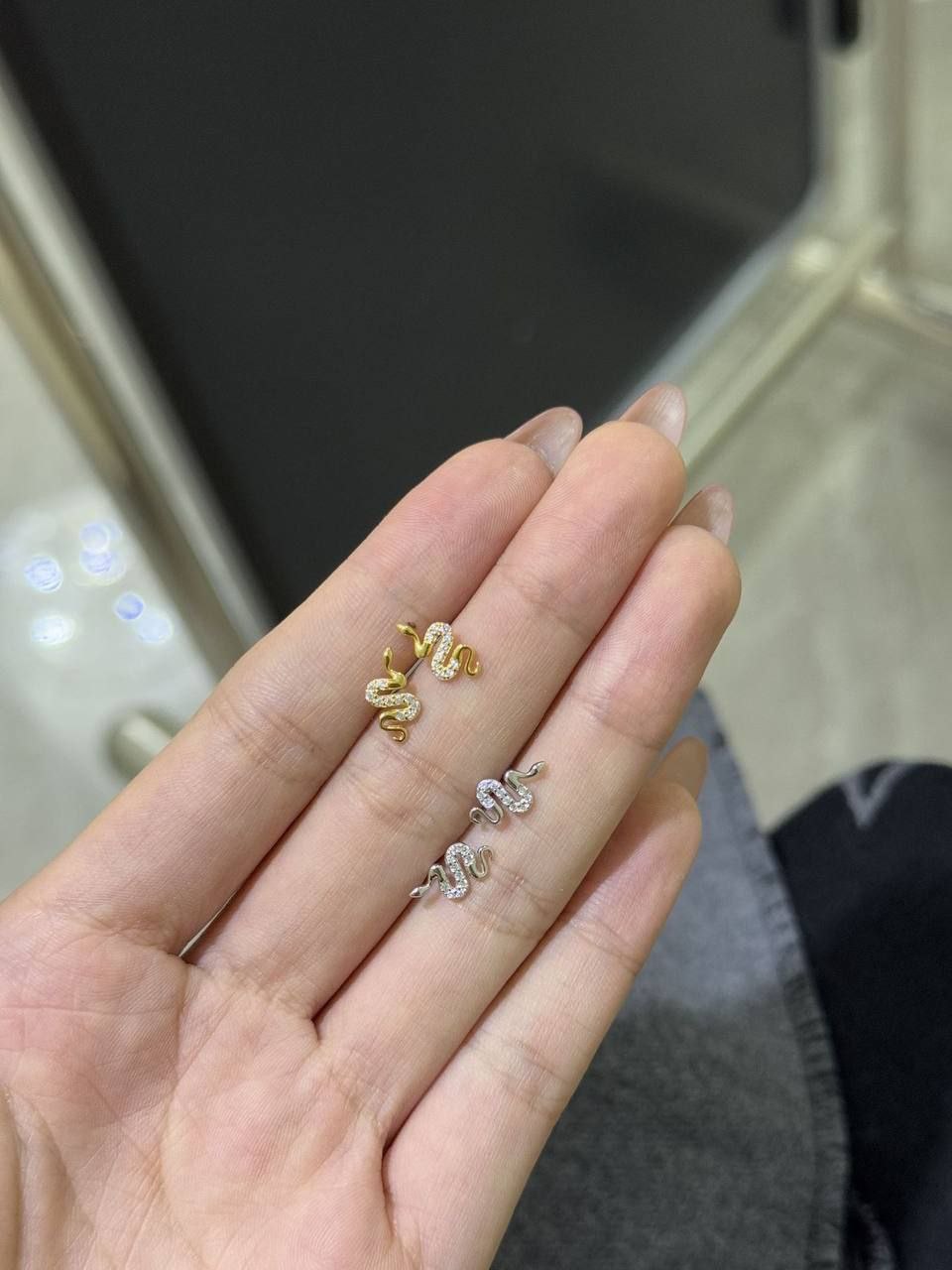 Sparkling Snake Stud Earring