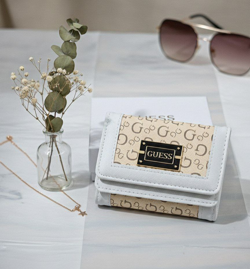 Product Name:
Imported GUESS Wallet with Gift Box