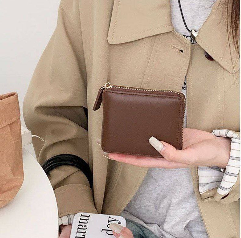 Product Name:
Luxury Leather Wallet with Elegant Compartments