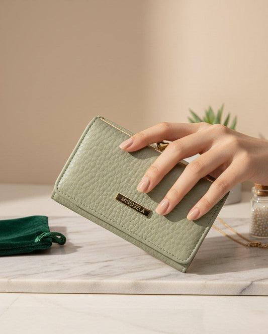 Product Name:
Medium-Size Premium Leather Snap Wallet