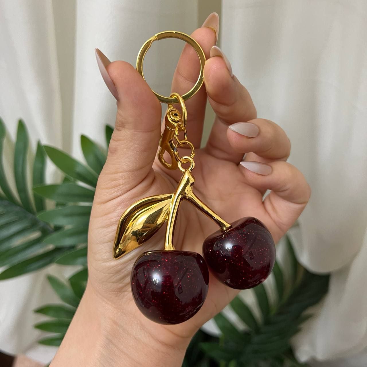 Product Name:
SHEIN Cherry Keychain – Large Size