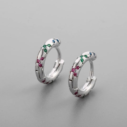 Product Name 

Stainless Steel 316 Bar Clicker Piercing – Colored Zircon Stones (10 mm)