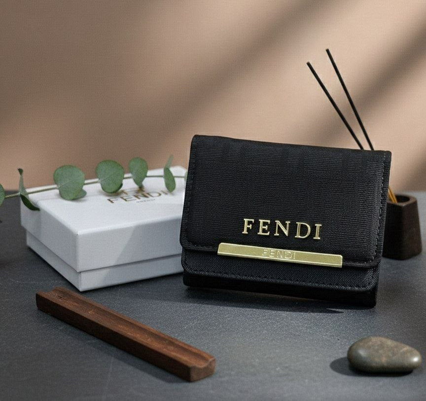 Product Name:

Imported FENDI Wallet with Gift Box