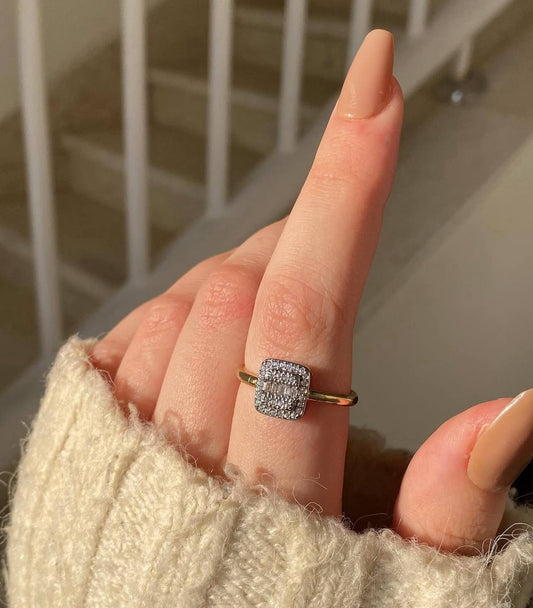 Product Name

Gold-Plated Adjustable Ring with Zircon Stones