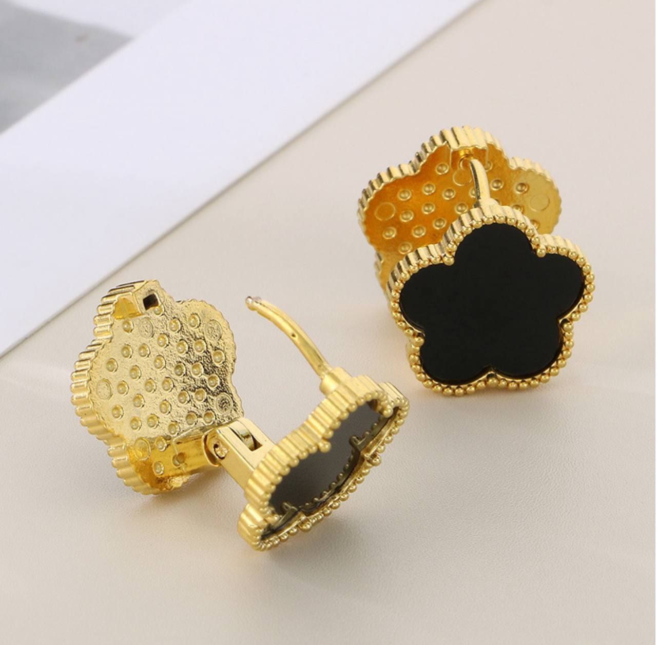 Product Name:
316 Pure Stainless Steel Single-Stud Earrings