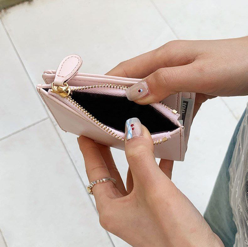 Product Name:
Slim Wallet with Chain