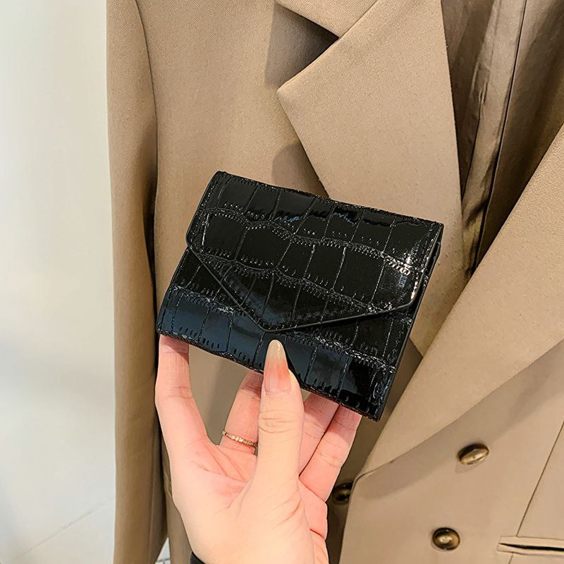 Product Name:
SHEIN Trendy Imported Wallet