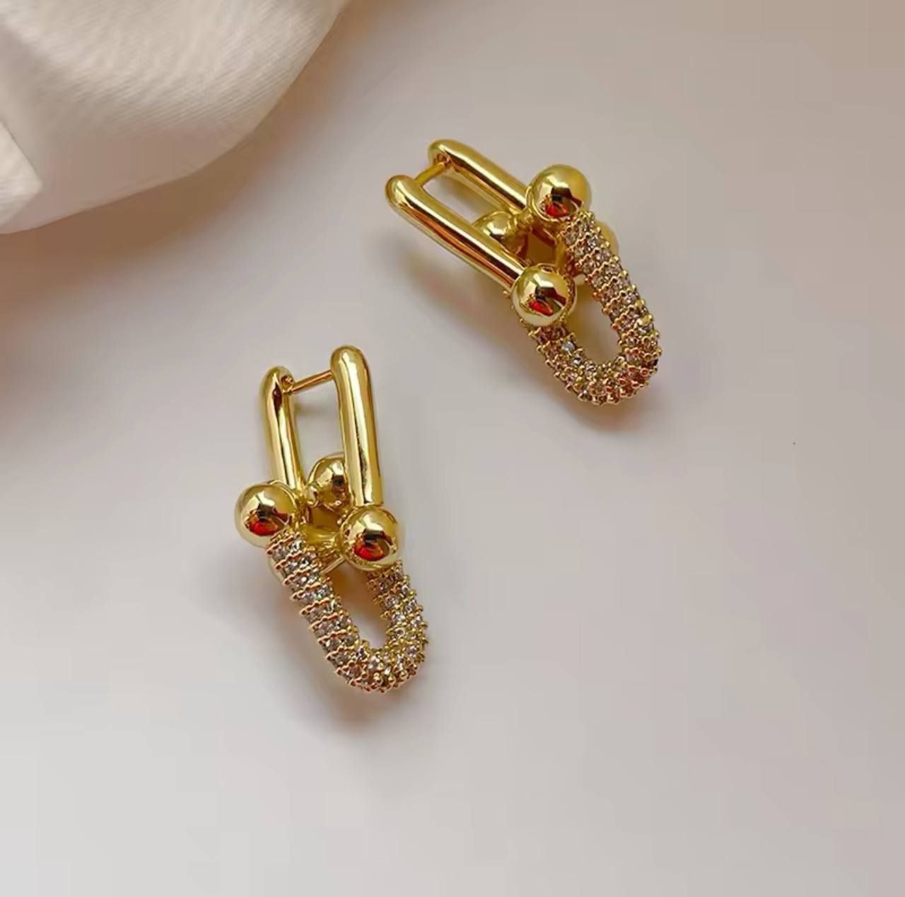Product Name:
Tiffany Style Single Earring – Chinese Gold Zircon