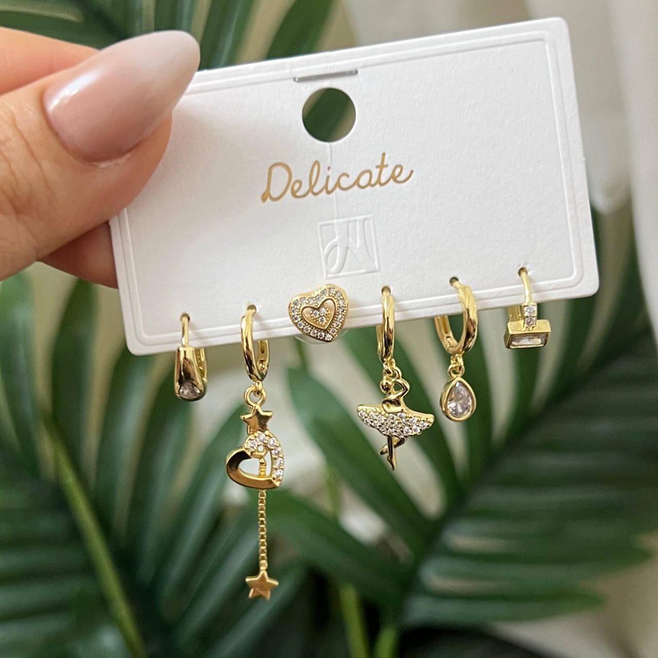 Product Name:
Premium Piercing Set – Chinese Gold Plated with Zircon Stones (6 Pieces)