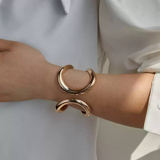 Product Name 
One-Size Gold Plated Trendy Bangle Bracelet – Shein Stylish Chinese Gold Look