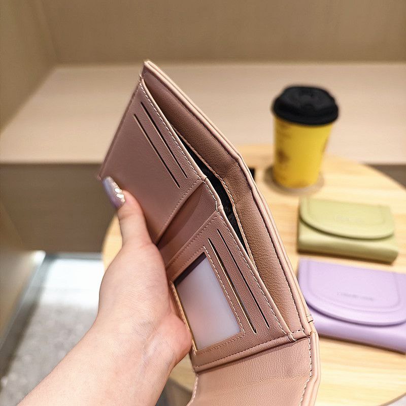 Product Name:

Premium Leather Wallet & Card Holder