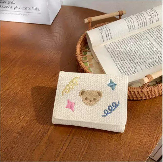 Chic Minimalist Women’s Wallet