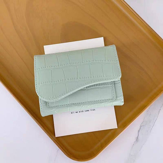 Product Name:
Crocodile Pattern Mini Leather Wallet